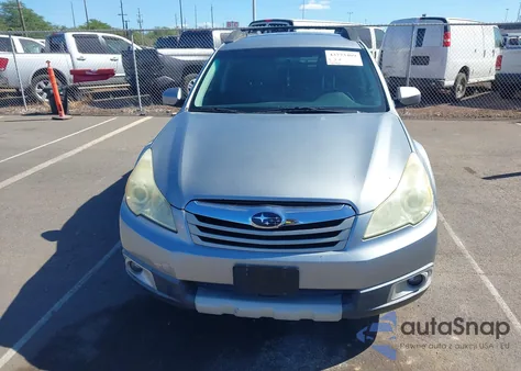 2011 Subaru Outback 2.5I Premium from USA, damaged, VIN 4S4BRCBC1B3328449